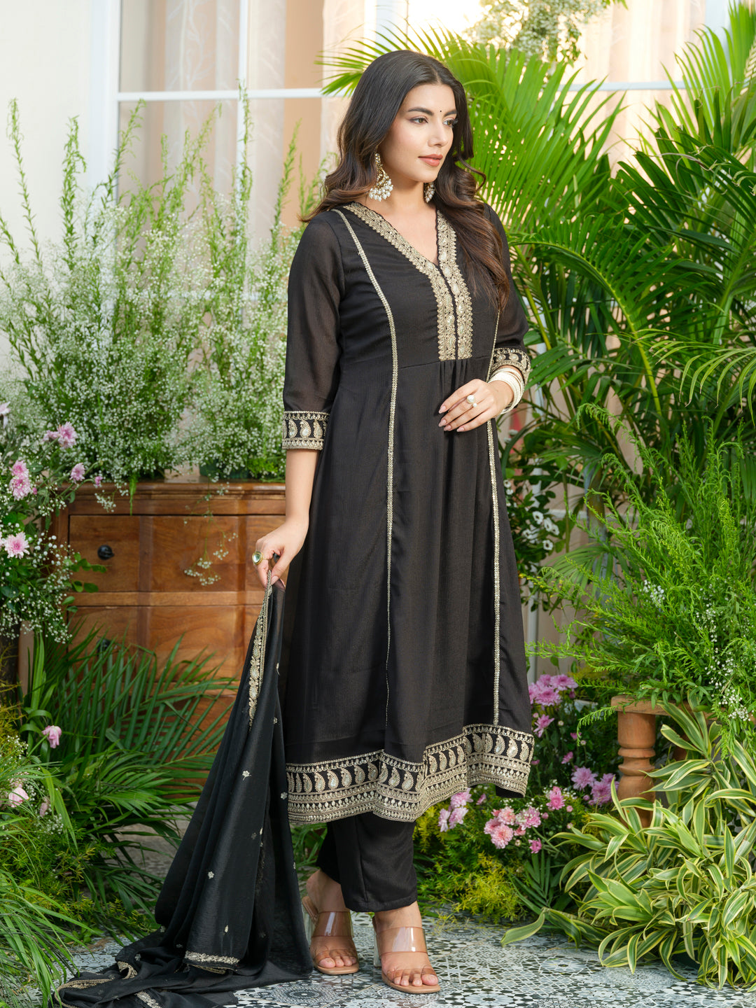 Embroidered V-Neck Chinon Kurta with pant Set and Chiffon Dupatta