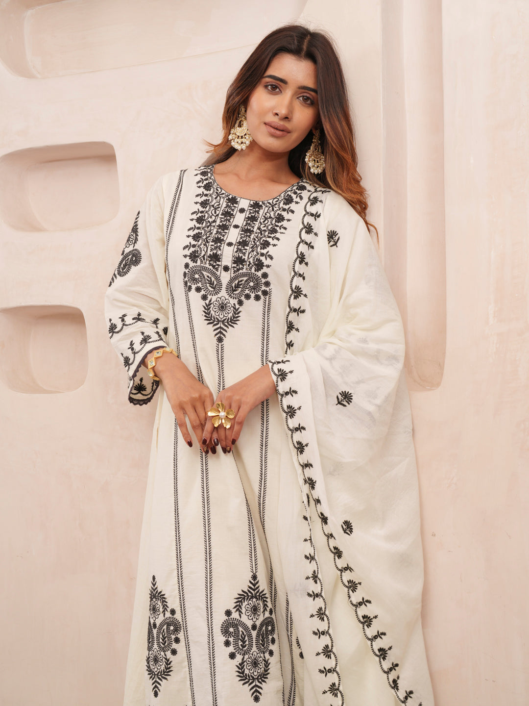 Elegant Embroidered Cotton Kurta Set