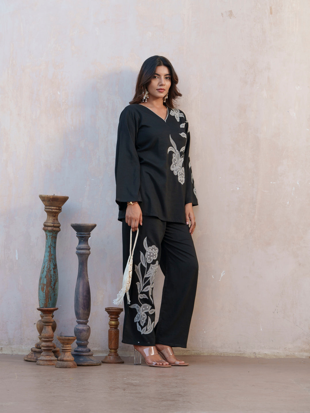 Floral Embroidered Thread Work V-Neck Tunic And Trousers