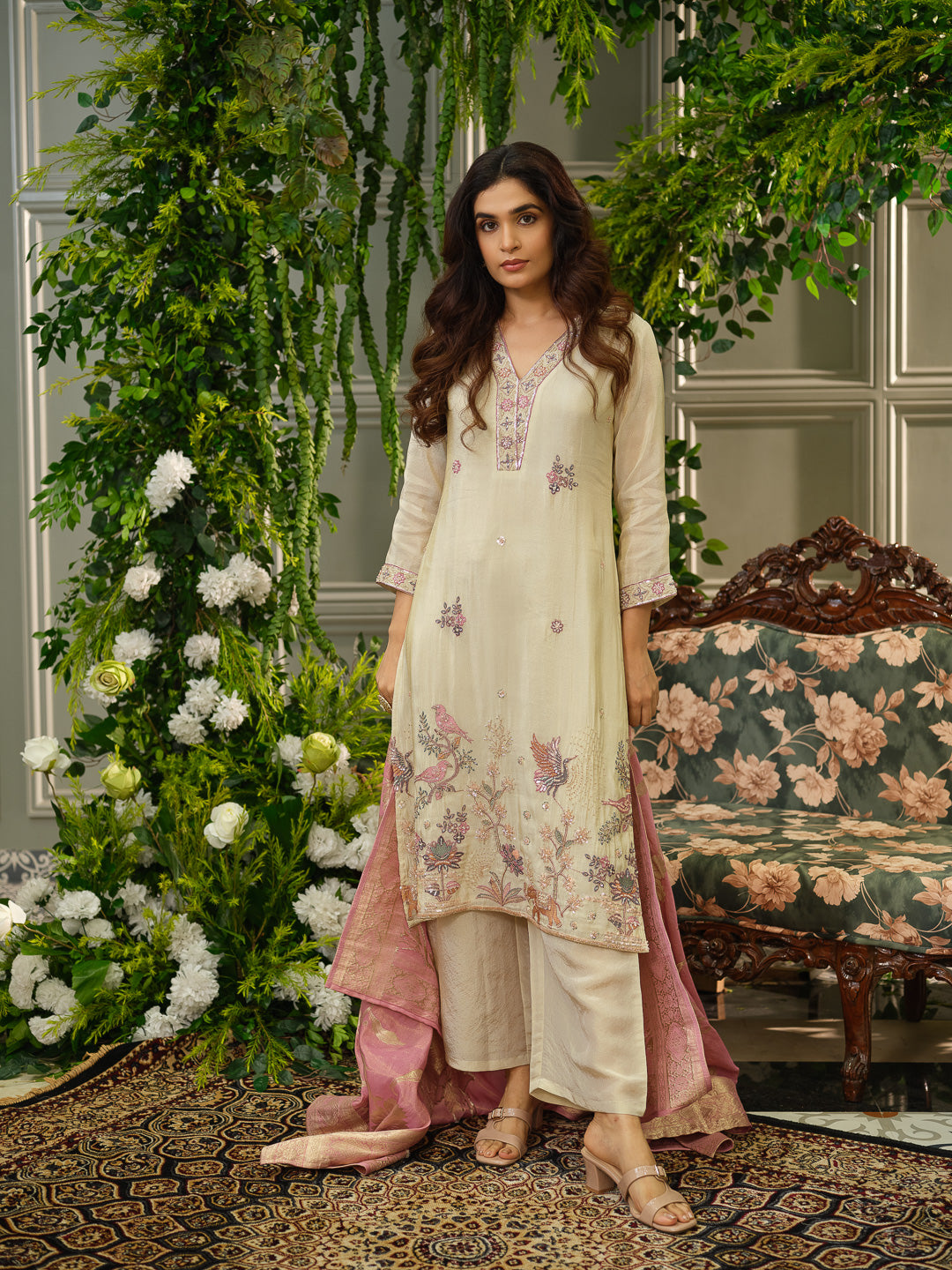 Off White Embroidered Kurta Set with Pastel Pink Dupatta