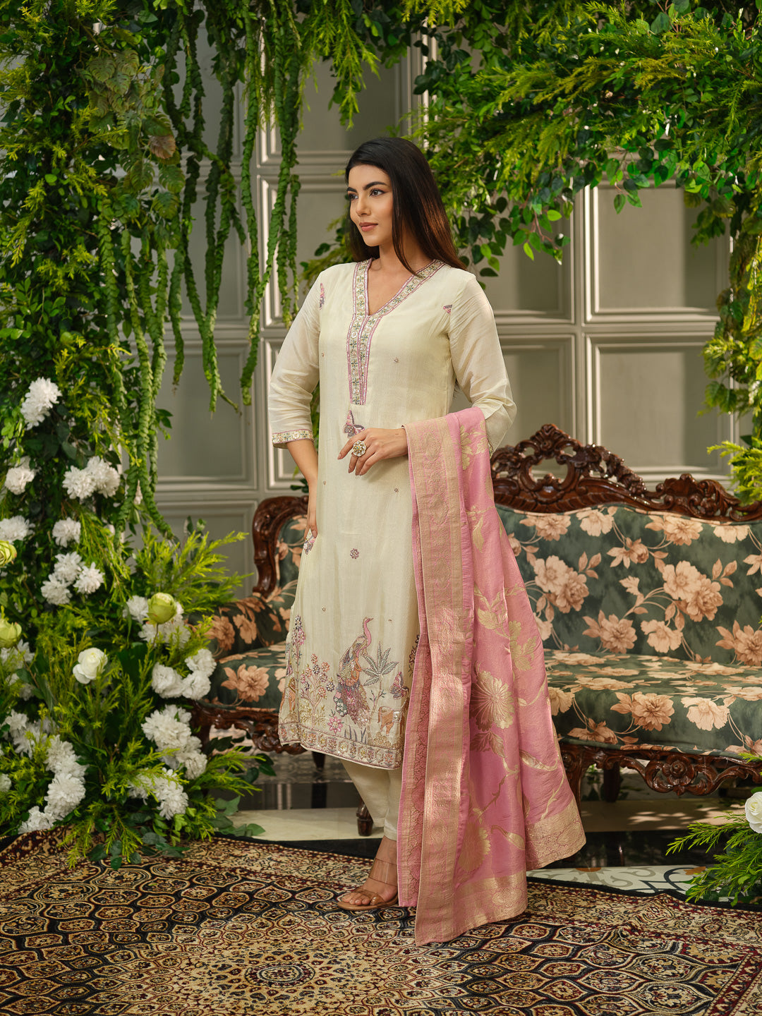 Elegant off White Embroidered Kurta Set with Pink Dupatta