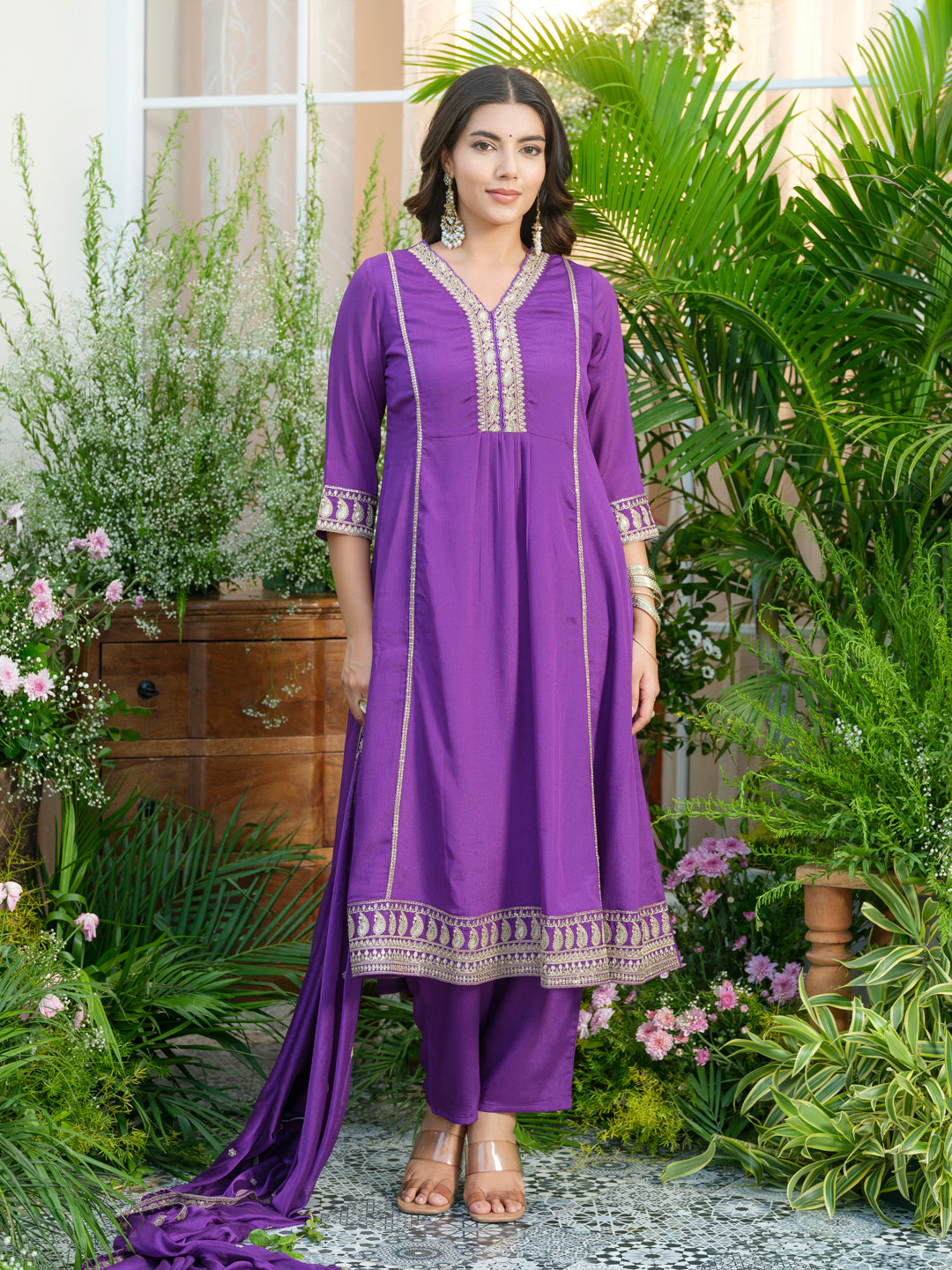 Embroidered V-Neck Chinon Kurta with pant Set and Chiffon Dupatta