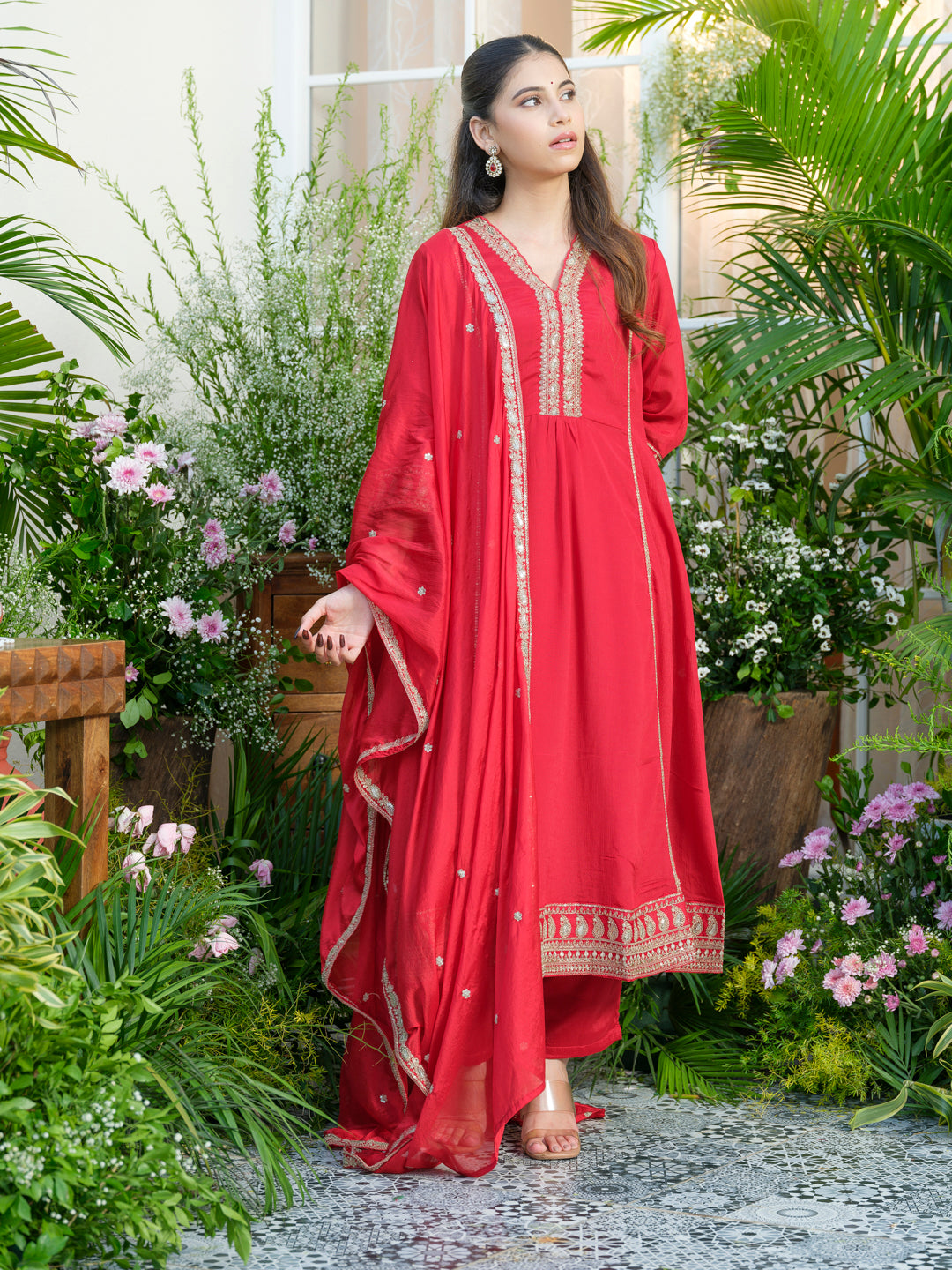 Embroidered Chinon Kurta with Pant And Chiffon Dupatta Set Festive & Wedding Collection