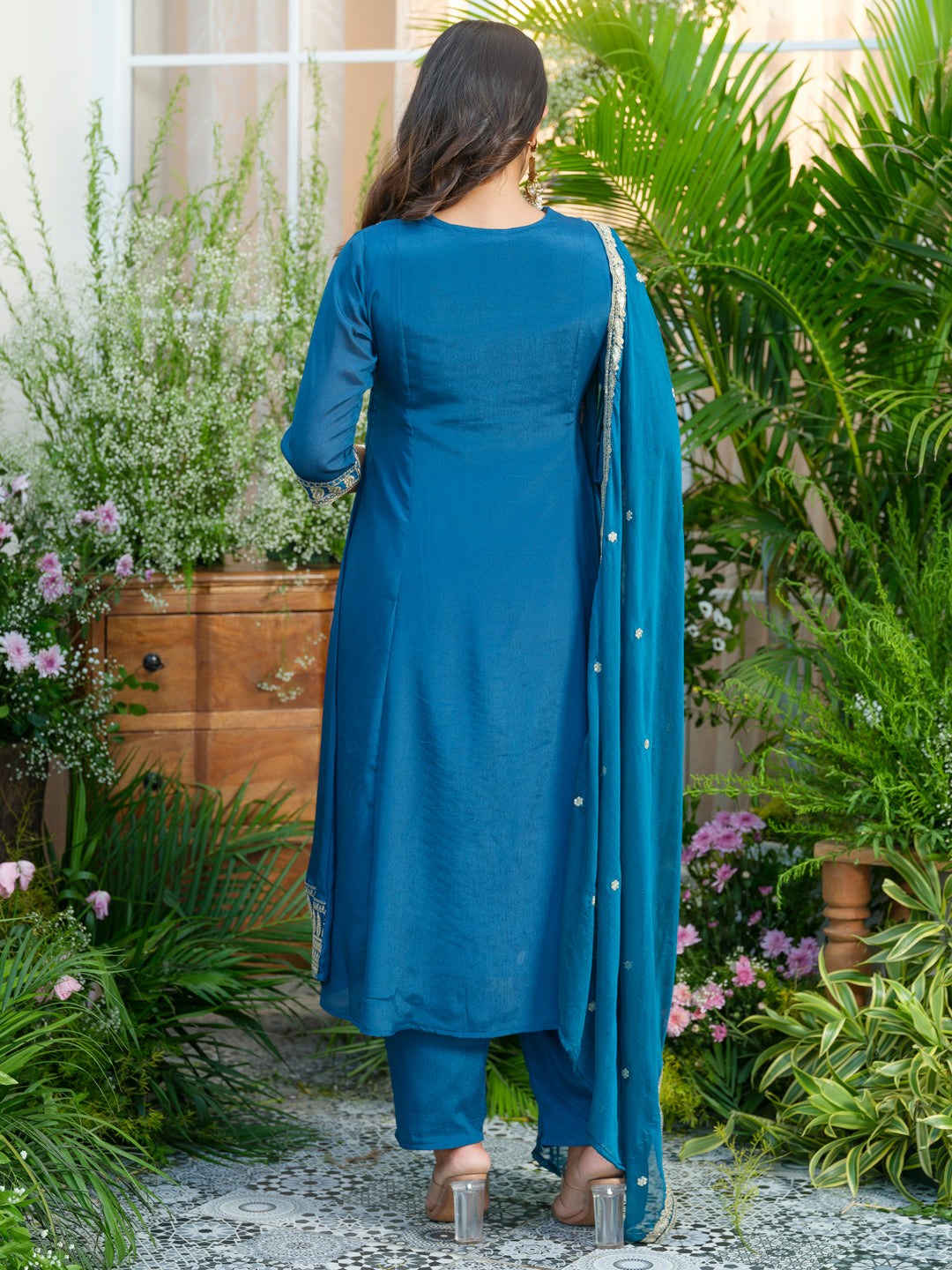 Embroidered V-Neck Chinon Kurta with pant Set and Chiffon Dupatta