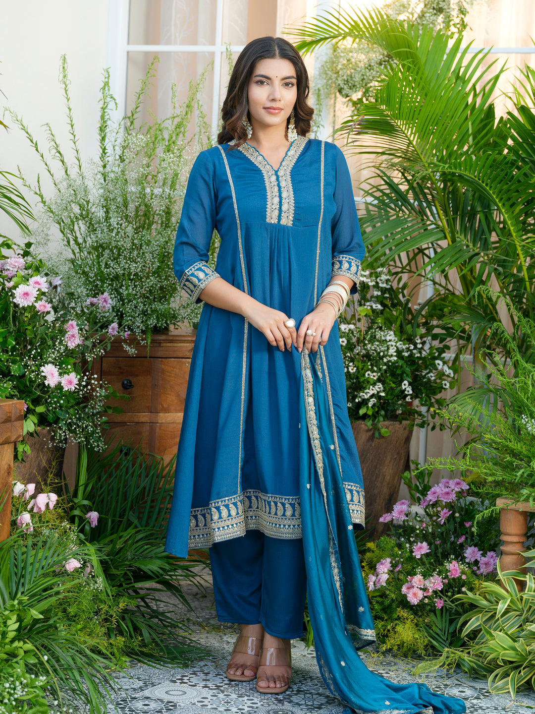 Embroidered V-Neck Chinon Kurta with pant Set and Chiffon Dupatta