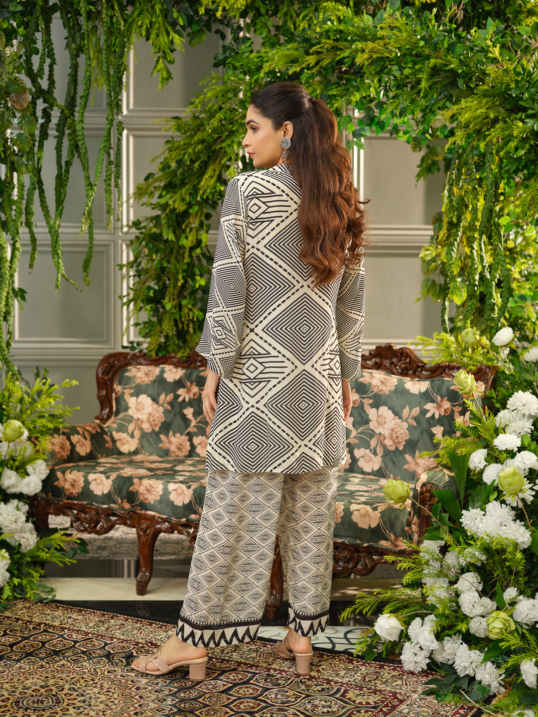 Elegant Black & Off White Geometric Printed Cotton Kurta Set