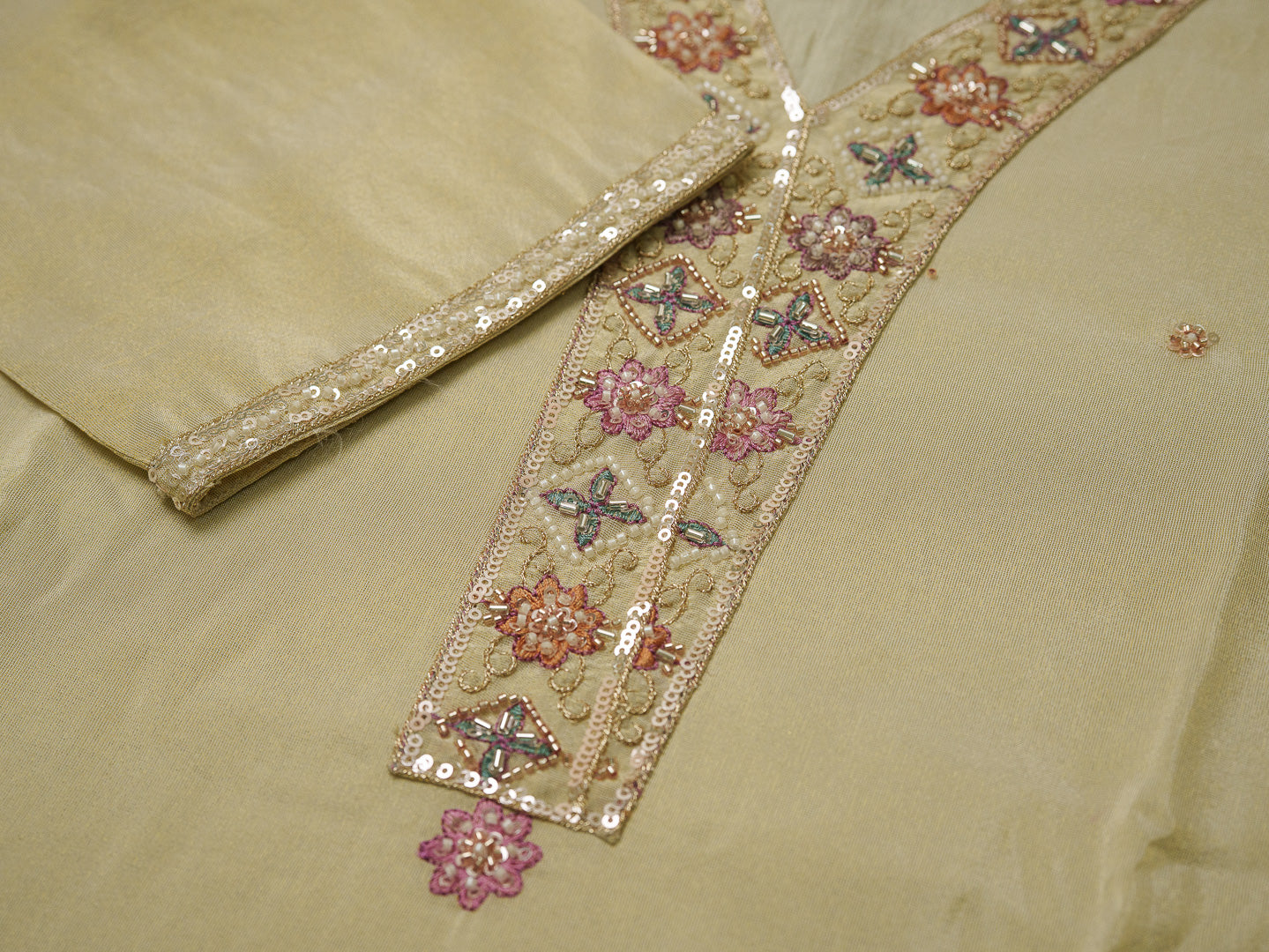 Elegant Peach Embroidered Kurta Set with Pink Dupatta