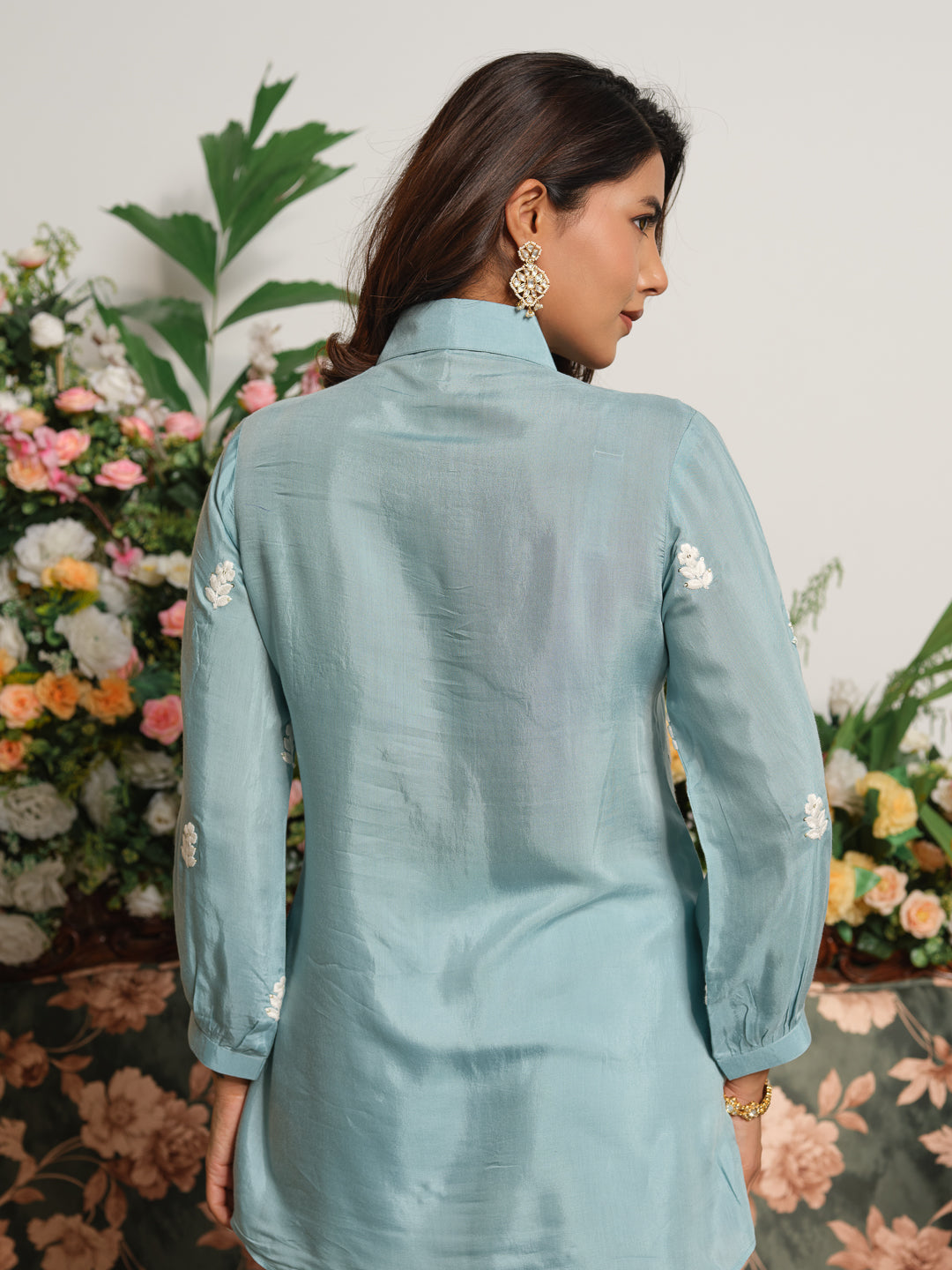Embroidered Shirt Collar Kurta with Three-Quarter Sleeves