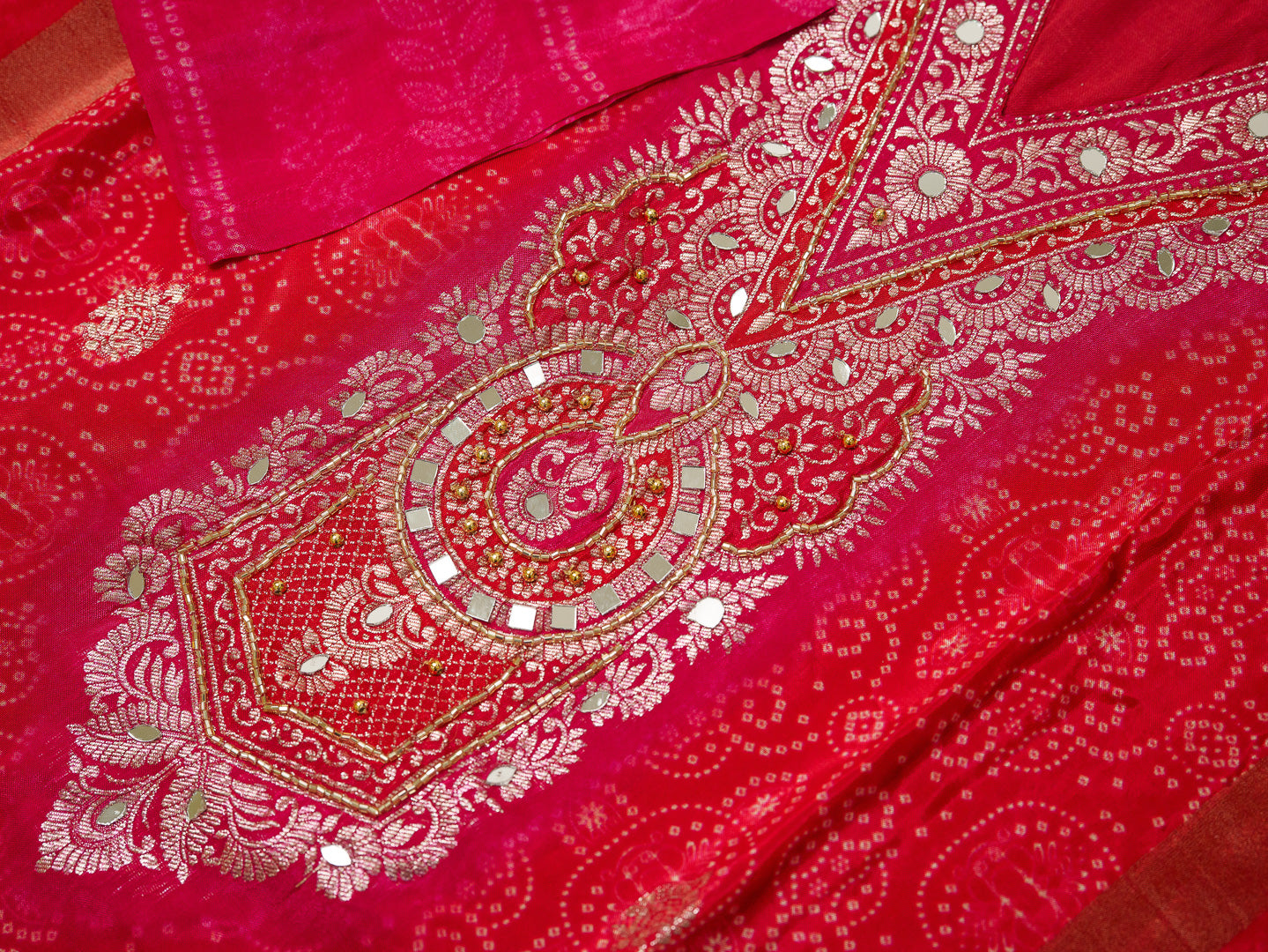 Women Printed Regular Mirror Work Straight Kurta With Trouser & Dupatta