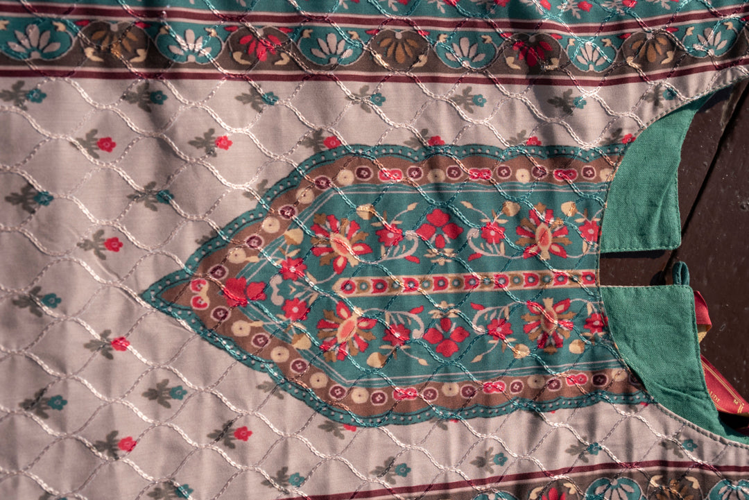 Printed Round Neck Kurta & Trousers With Dupatta