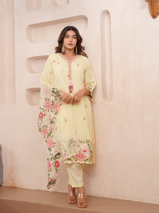Women Printed Pure Cotton Straight Kurta & Trouser With Dupatta