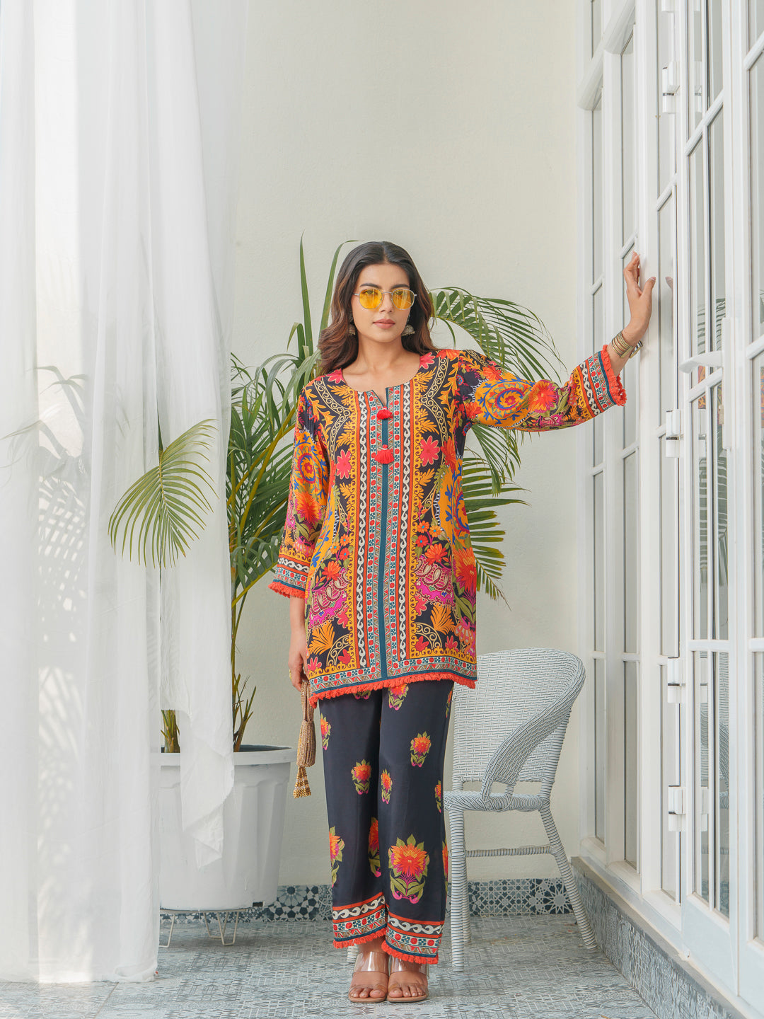 Traditional Printed Round Neck Tunic & Trousers Co-Ords