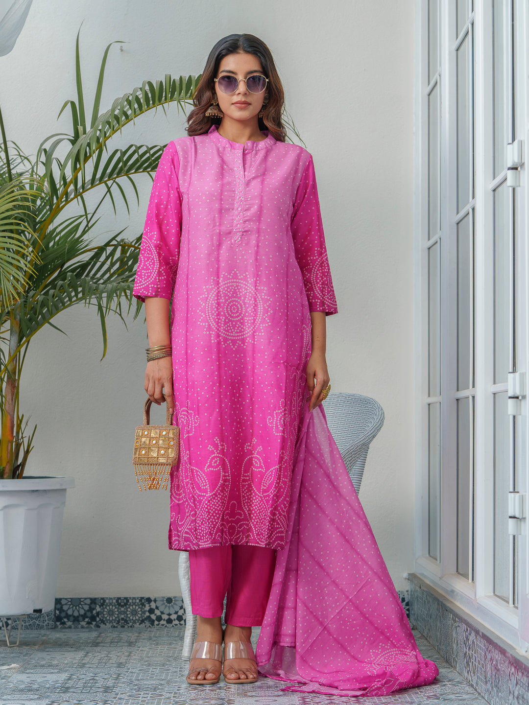 Bandhani Printed Ombre Kurta & Trousers With Dupatta