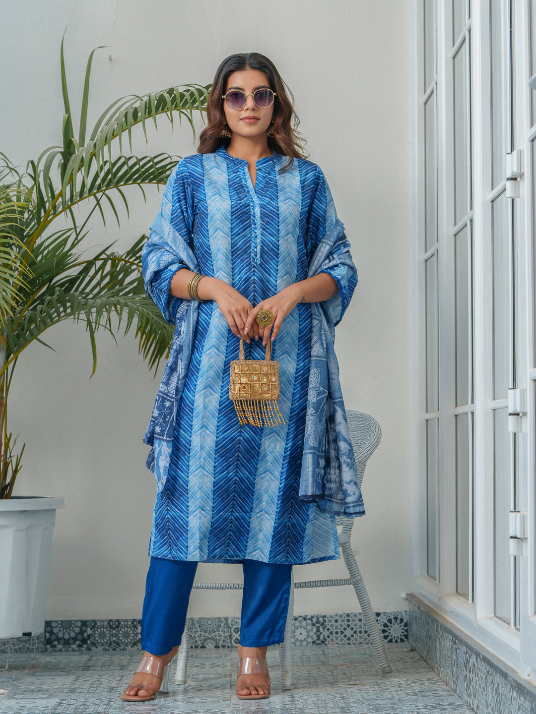 Geometric Printed Straight Kurta Trousers With Dupatta