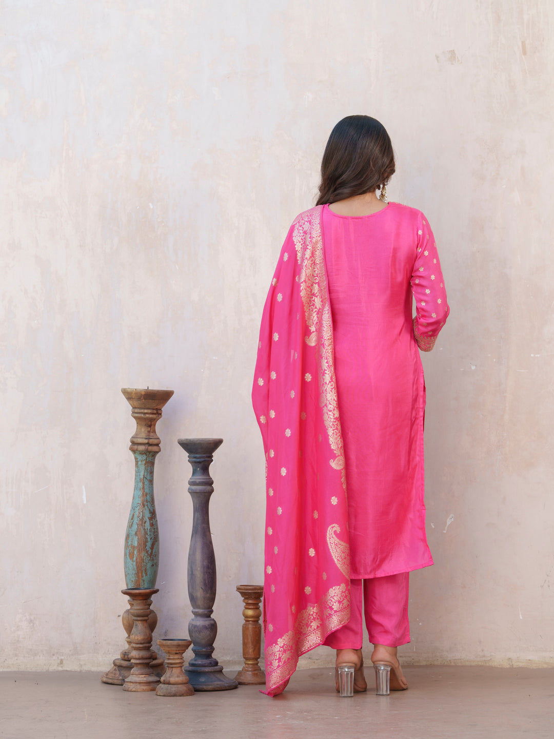 Floral Embroidered V-Neck Straight Kurta With Trouser & Dupatta
