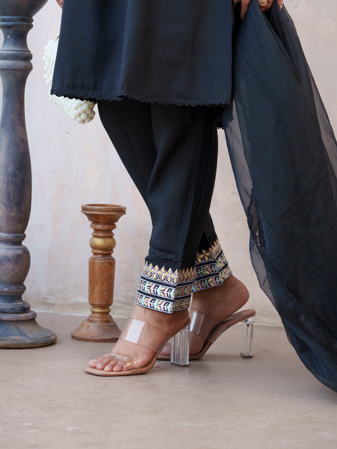 Self Design V-Neck Straight Kurta & Trouser With Dupatta