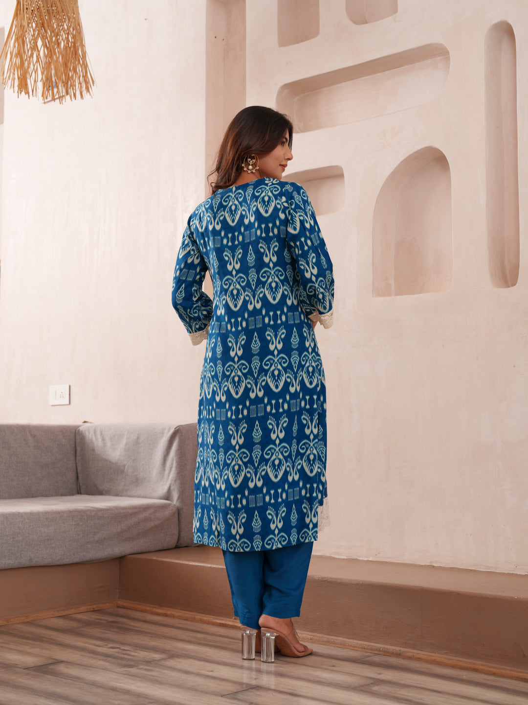 Blue Ethnic Motif Printed V-Neck Straight Kurta With Trousers