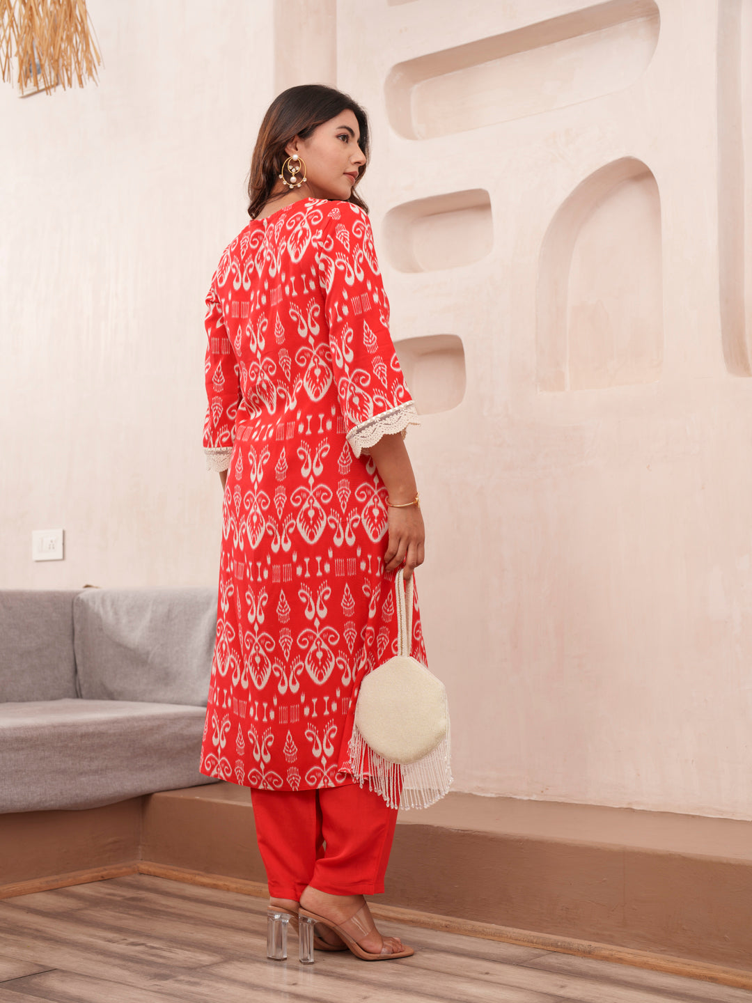 Red Ethnic Motif Printed V-Neck Straight Kurta With Trousers