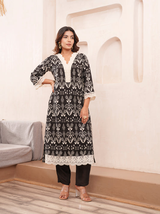 Black Ethnic Motif Printed V-Neck Straight Kurta With Trousers