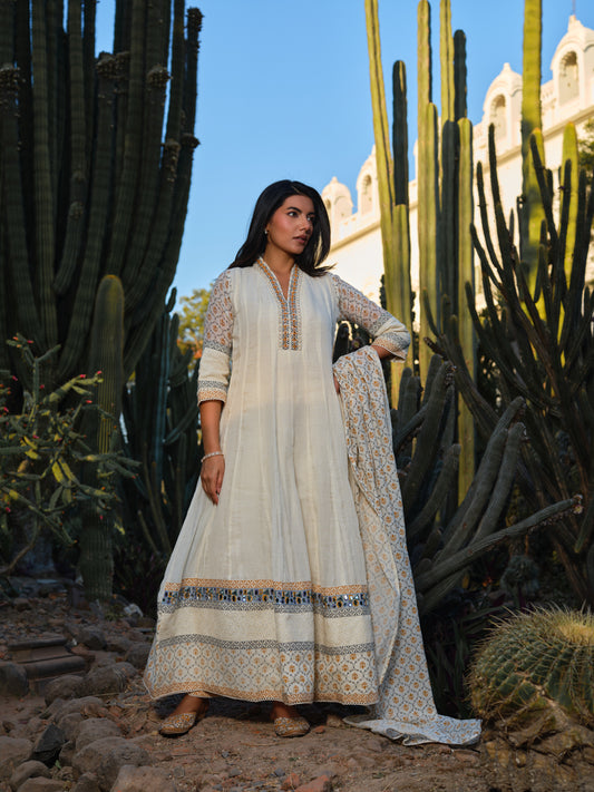 Women Ethnic Motifs Printed Panelled Mirror Work Kurta with Trousers & With Dupatta