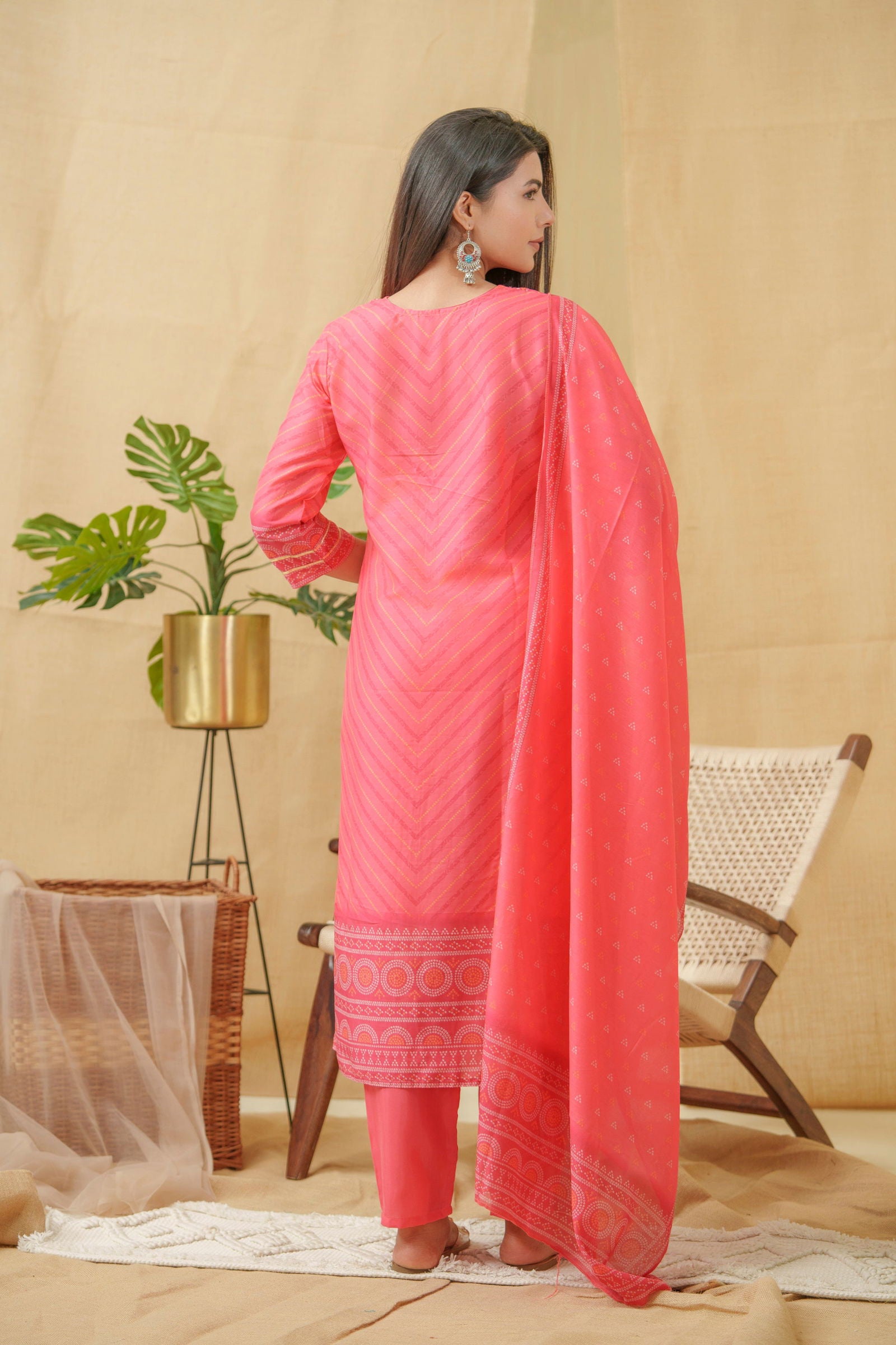 Bandhani Printed Thread Work Linen Kurta With Trousers & Dupatta - Buy Best Ethnic Wear for Women & Girls | Daily Woman -