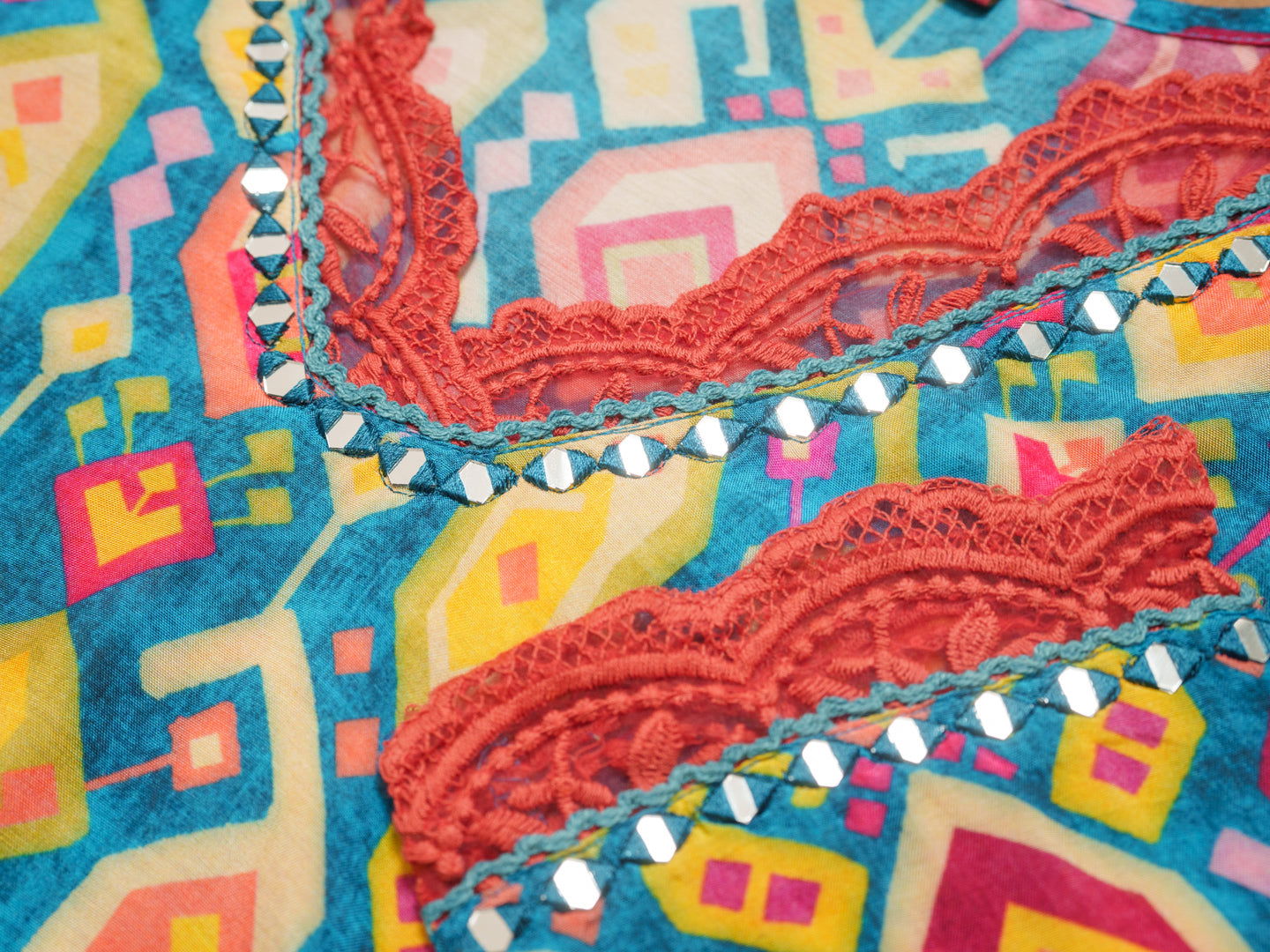 Blue Women Floral Printed Kurti - Buy Best Ethnic Wear for Women & Girls | Daily Woman -