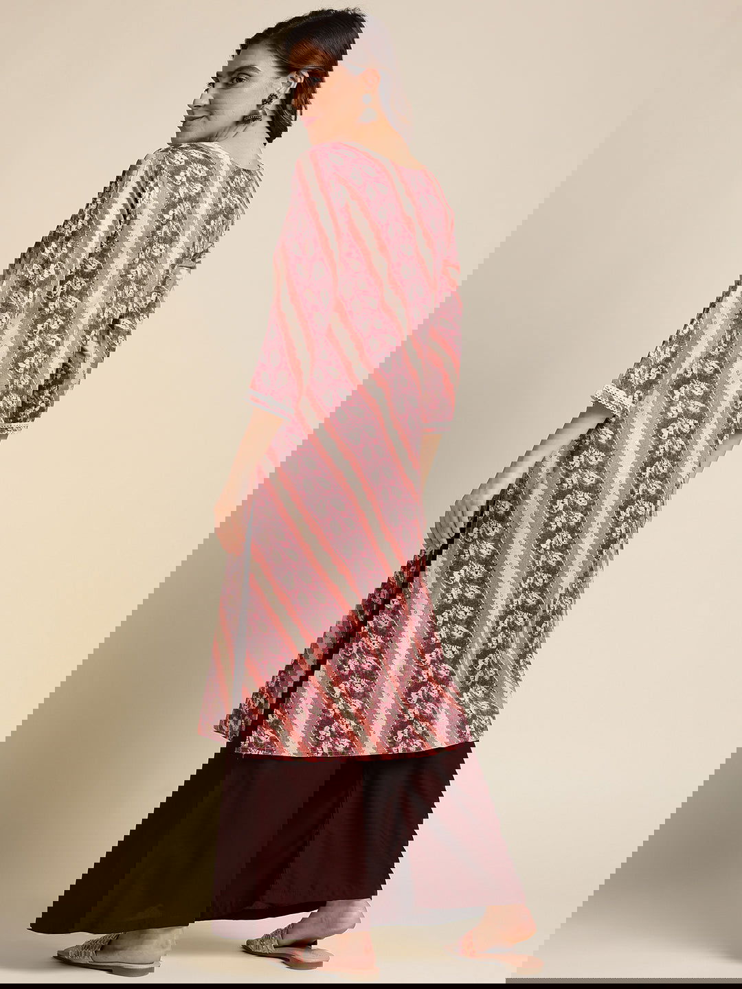 Ethnic Motif Printed Mirror Work Straight Kurta - Buy Best Ethnic Wear for Women & Girls | Daily Woman -
