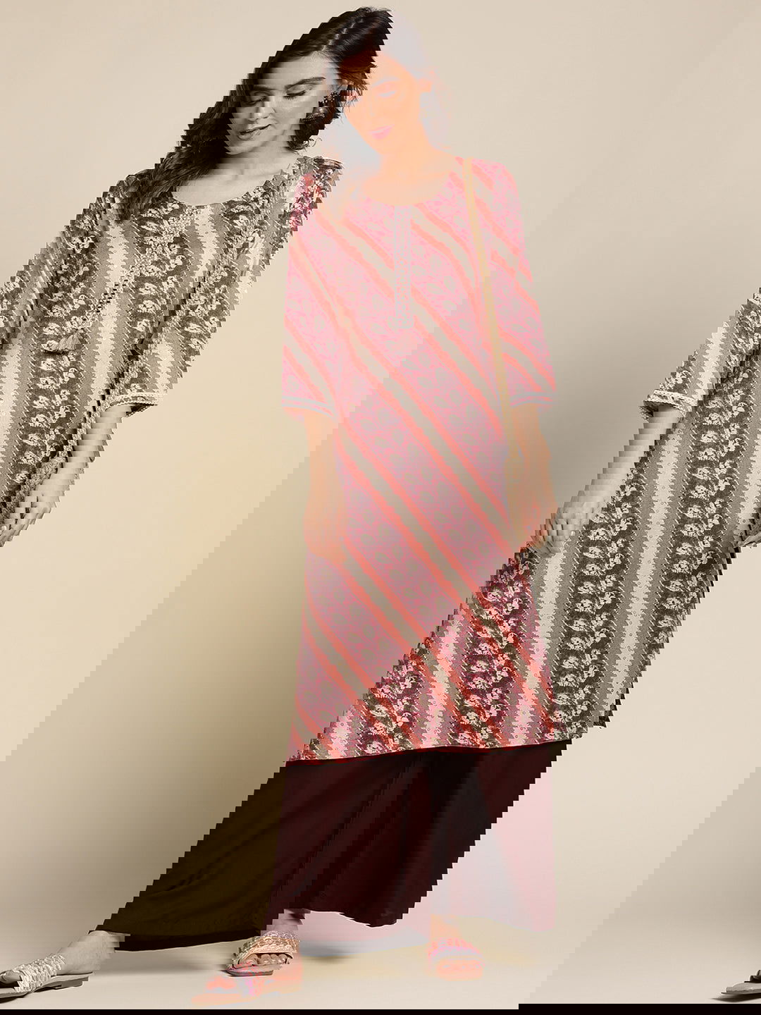 Ethnic Motif Printed Mirror Work Straight Kurta - Buy Best Ethnic Wear for Women & Girls | Daily Woman -
