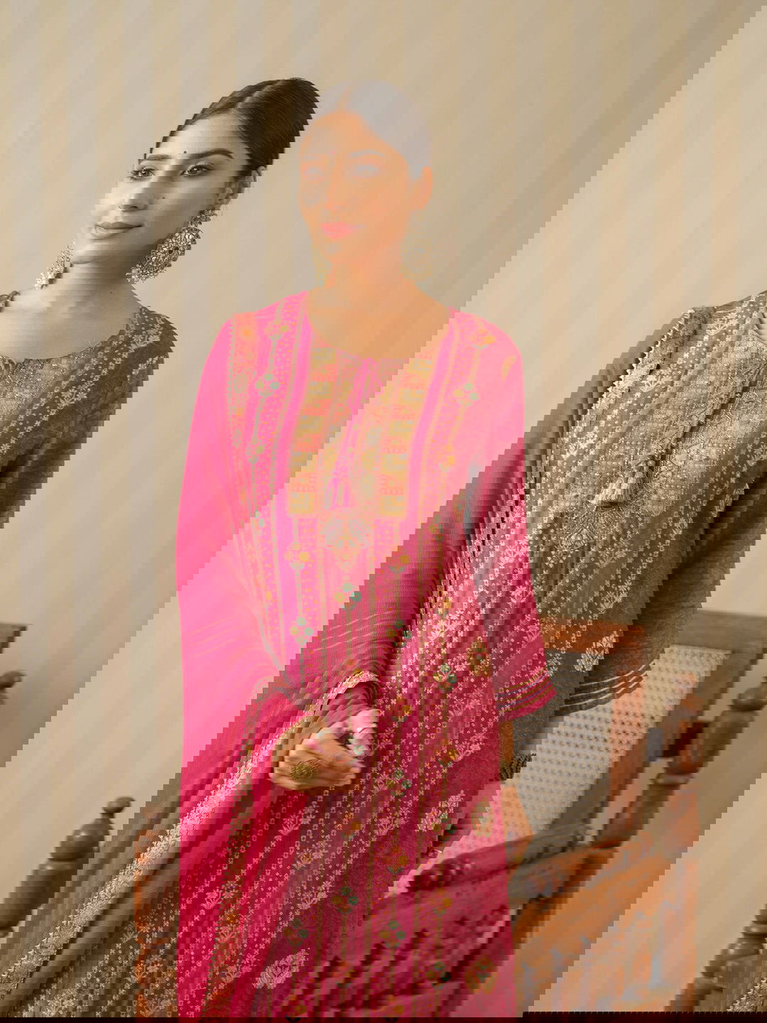 Ethnic Motifs Woven Design Straight Kurta With Trouser & Dupatta - Buy Best Ethnic Wear for Women & Girls | Daily Woman -