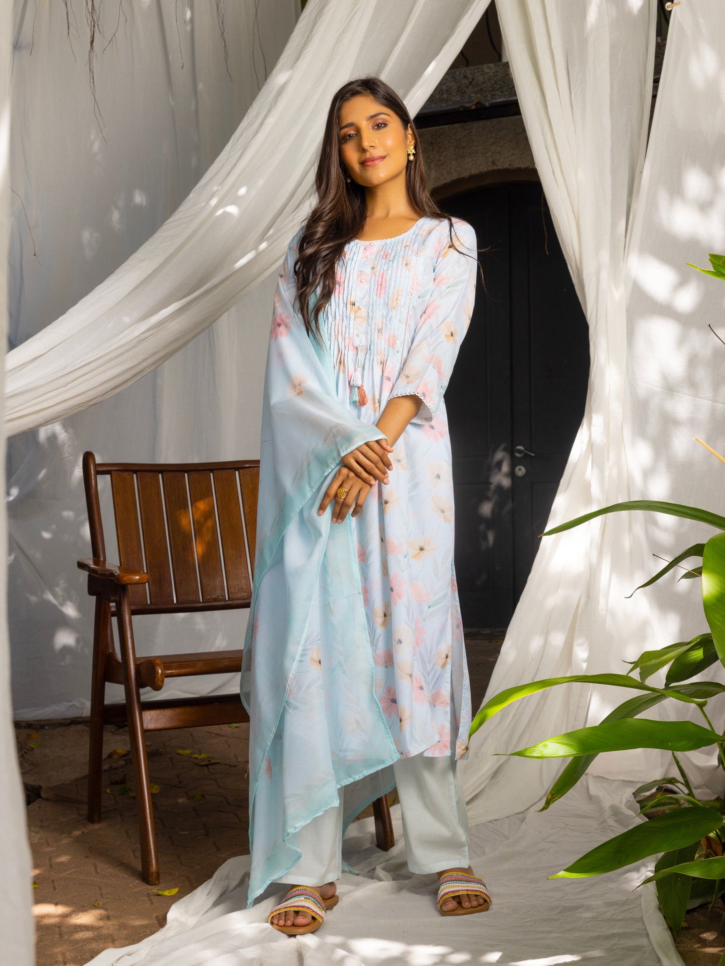 Floral-Printed Linen A-Line Kurta With Trouser & Dupatta - Buy Best Ethnic Wear for Women & Girls | Daily Woman -