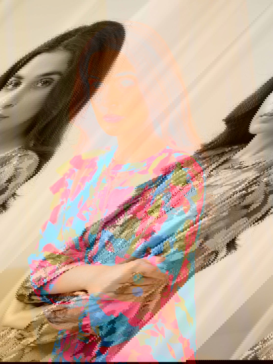 Floral Printed Mandarin Collar Puffed Sleeves Pure Silk Kurta With Trousers - Buy Best Ethnic Wear for Women & Girls | Daily Woman -