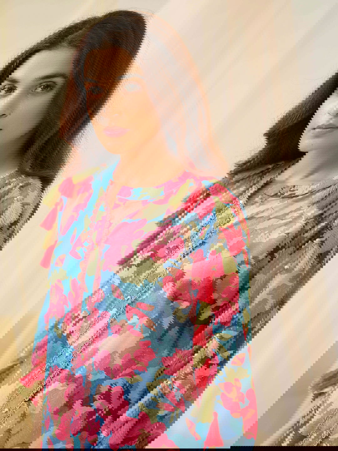 Floral Printed Mandarin Collar Puffed Sleeves Pure Silk Kurta With Trousers - Buy Best Ethnic Wear for Women & Girls | Daily Woman -