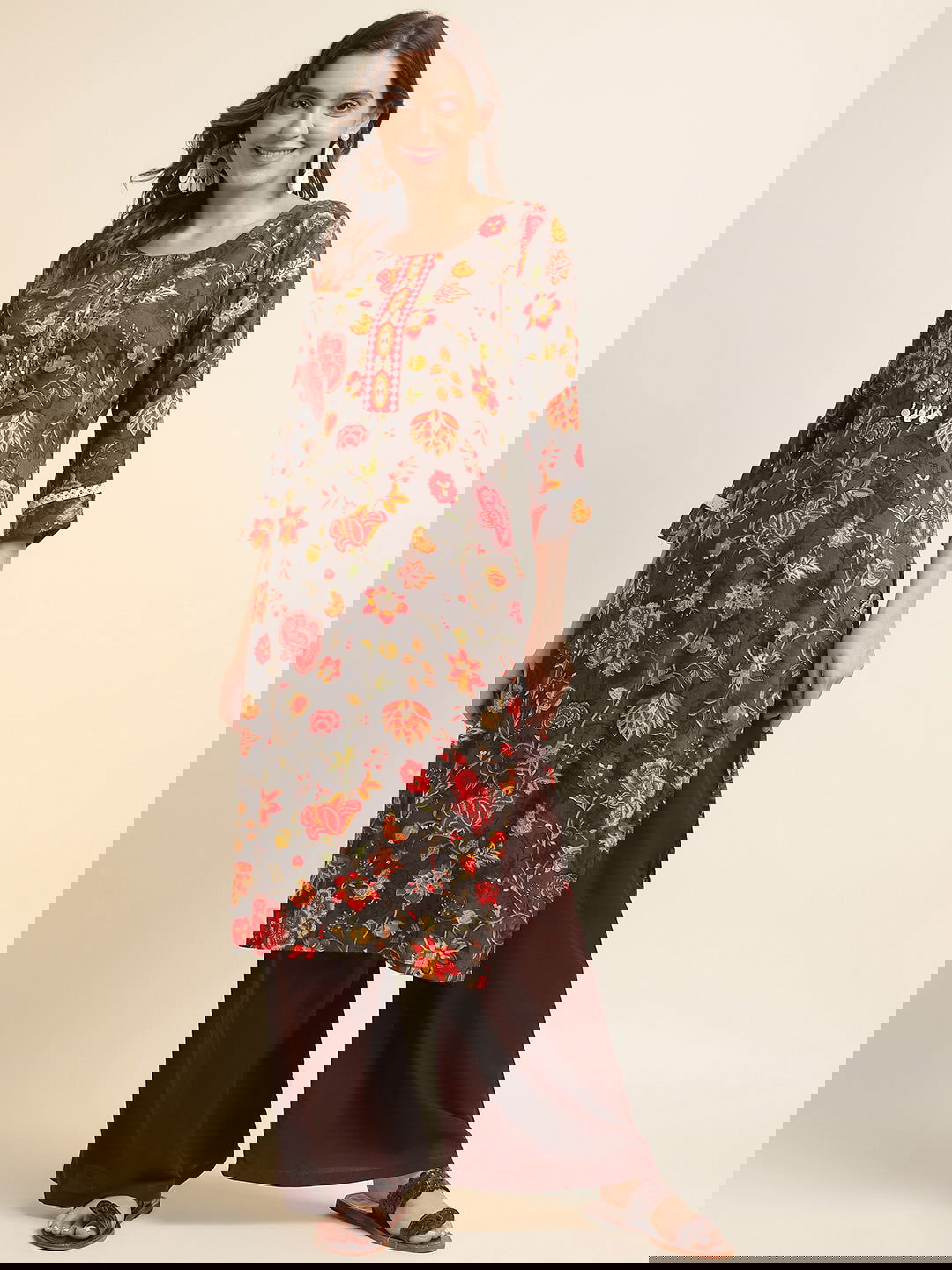 Floral Printed Mirror Work Straight Kurta - Buy Best Ethnic Wear for Women & Girls | Daily Woman -