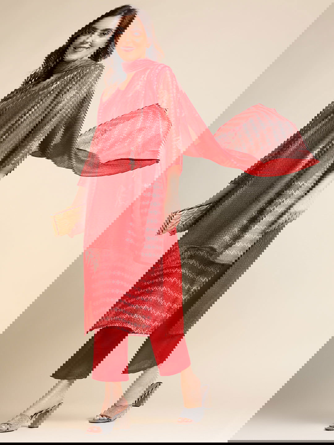Floral Printed Sequinned Chanderi Cotton Straight Kurta With Trouser & Dupatta Set - Buy Best Ethnic Wear for Women & Girls | Daily Woman -