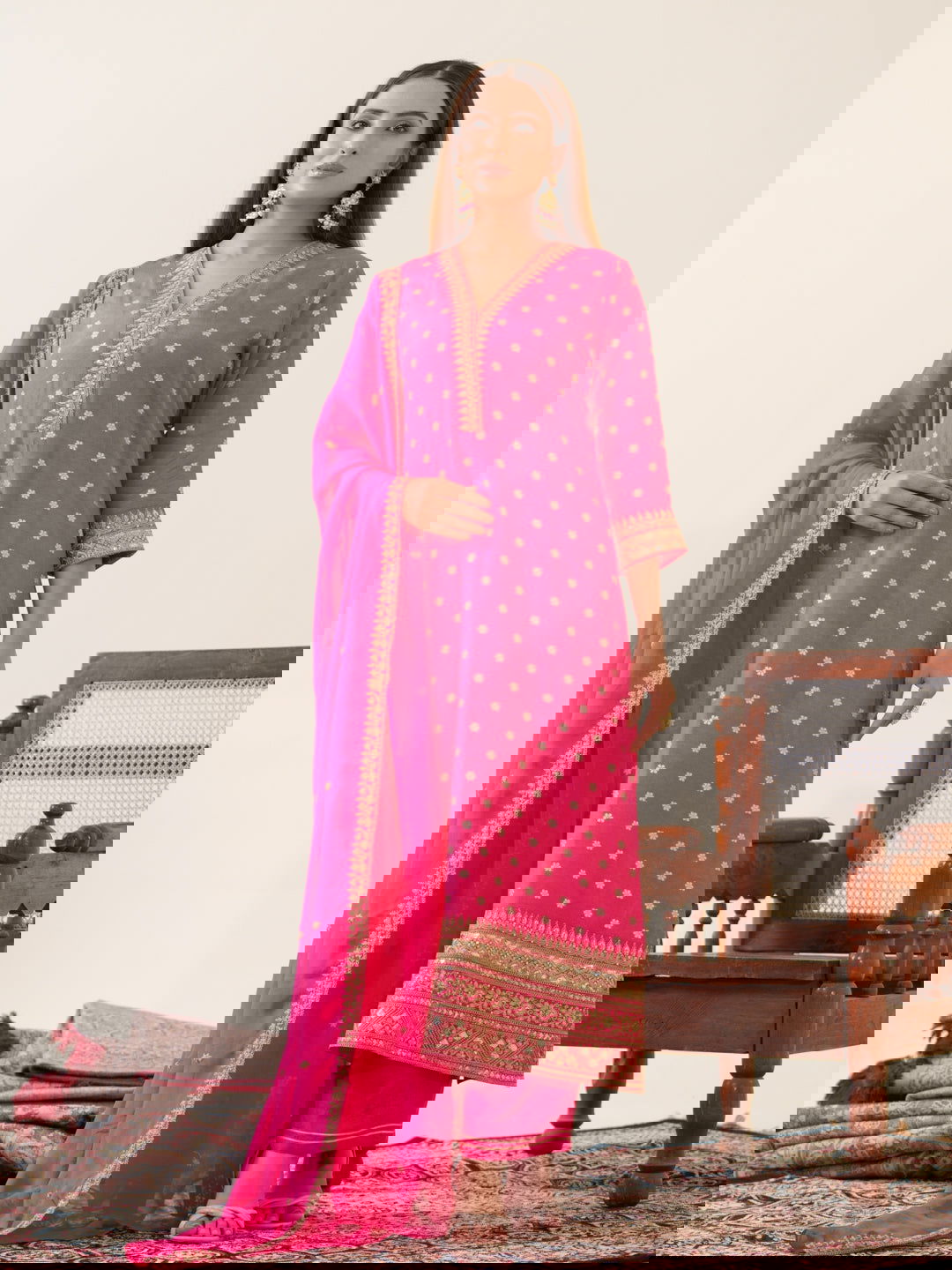 Glass Silk Pink Color Woven Design Kurta With Trousers & Dupatta - Buy Best Ethnic Wear for Women & Girls | Daily Woman -