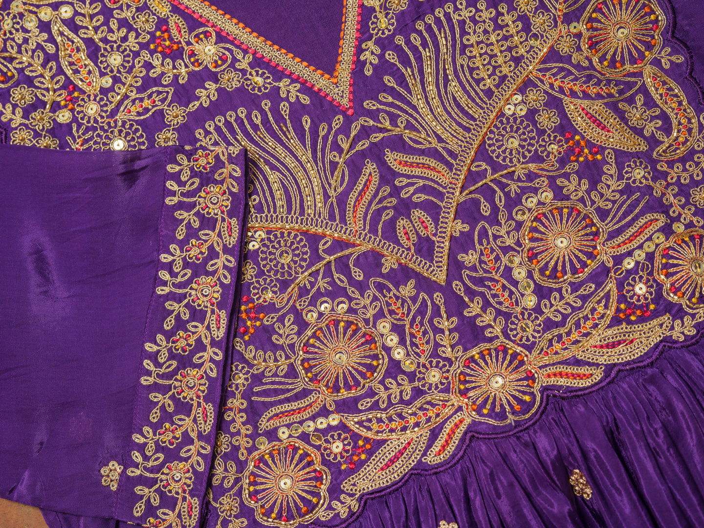 Glass Silk Purple Color Embroidered Kurta With Trousers & Dupatta - Buy Best Ethnic Wear for Women & Girls | Daily Woman -