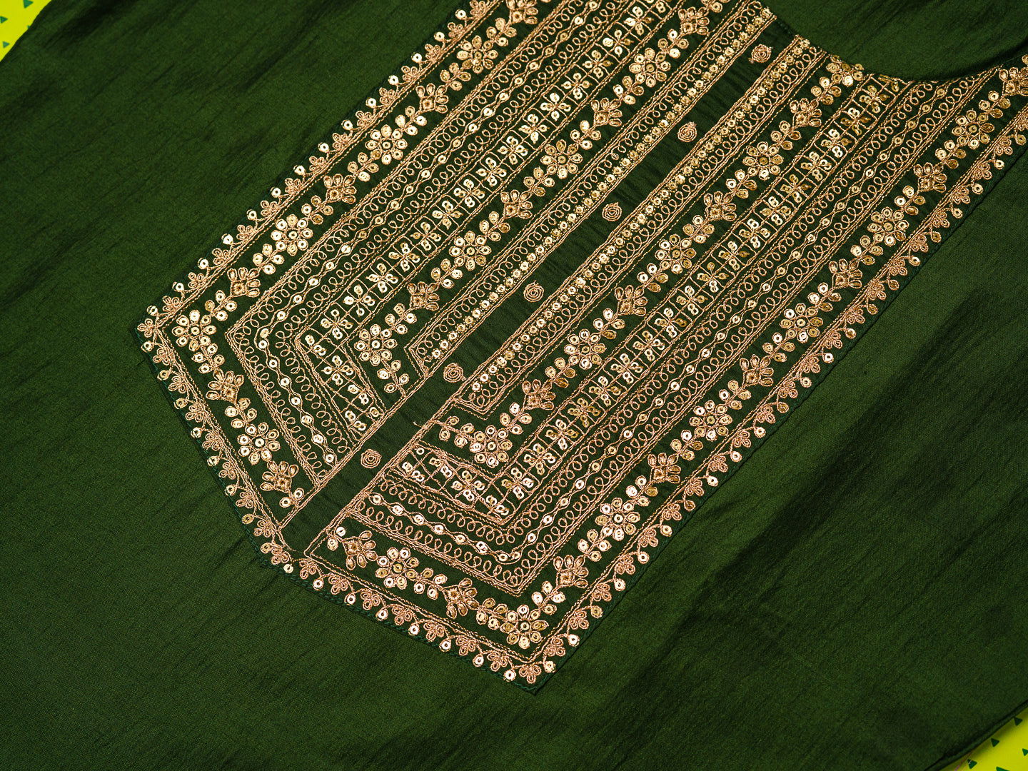 Green Ethnic Motifs Straight Kurta & Trousers With Dupatta - Buy Best Ethnic Wear for Women & Girls | Daily Woman -