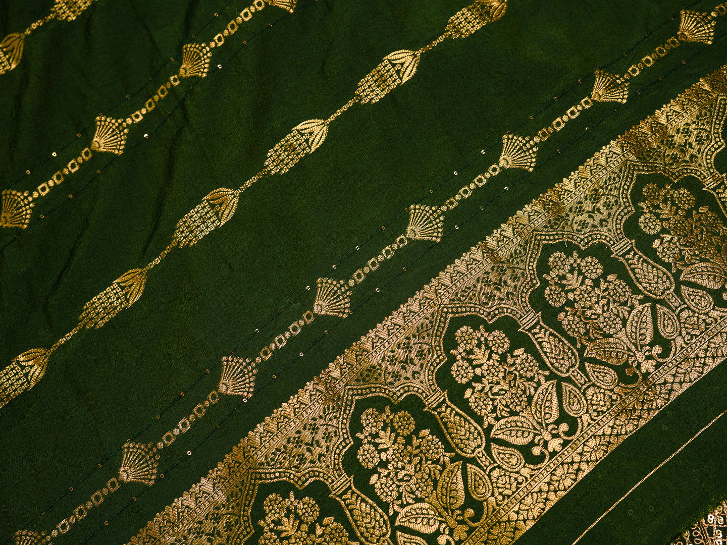 Green Ethnic Motifs Straight Kurta & Trousers With Dupatta - Buy Best Ethnic Wear for Women & Girls | Daily Woman -