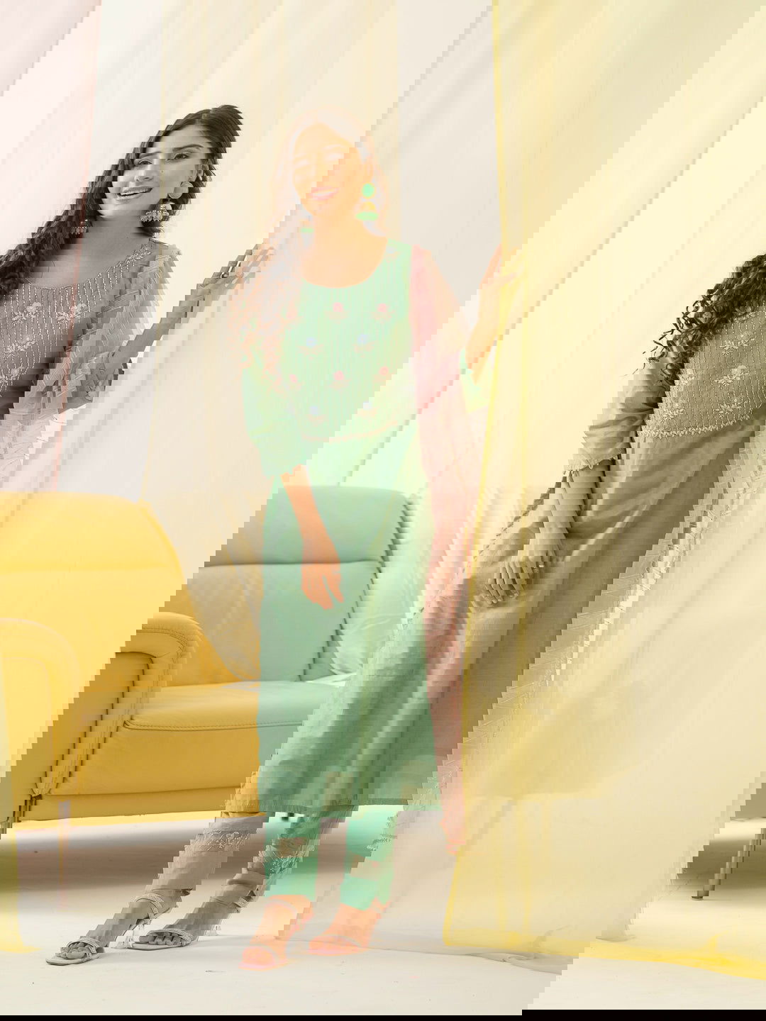 Green Floral Yoke Design Thread Work Straight Kurta & Trouser With dupatta - Buy Best Ethnic Wear for Women & Girls | Daily Woman -