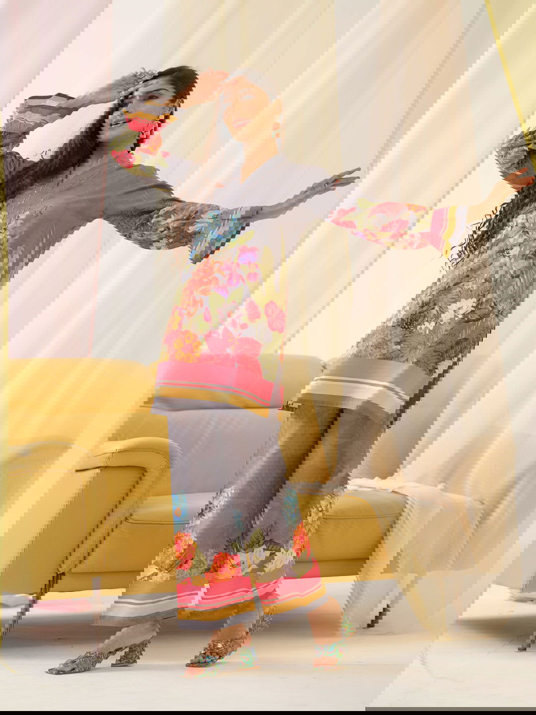 Grey Mandarin Collar Printed Tunic Palazzos - Buy Best Ethnic Wear for Women & Girls | Daily Woman -