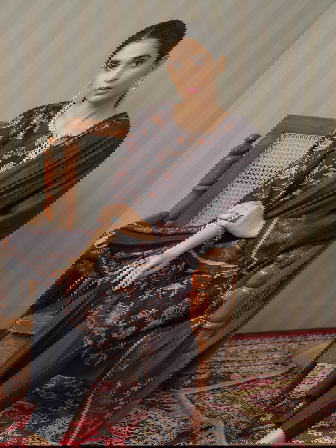 Grey Printed Floral Straight Kurta and Trousers With Dupatta - Buy Best Ethnic Wear for Women & Girls | Daily Woman -