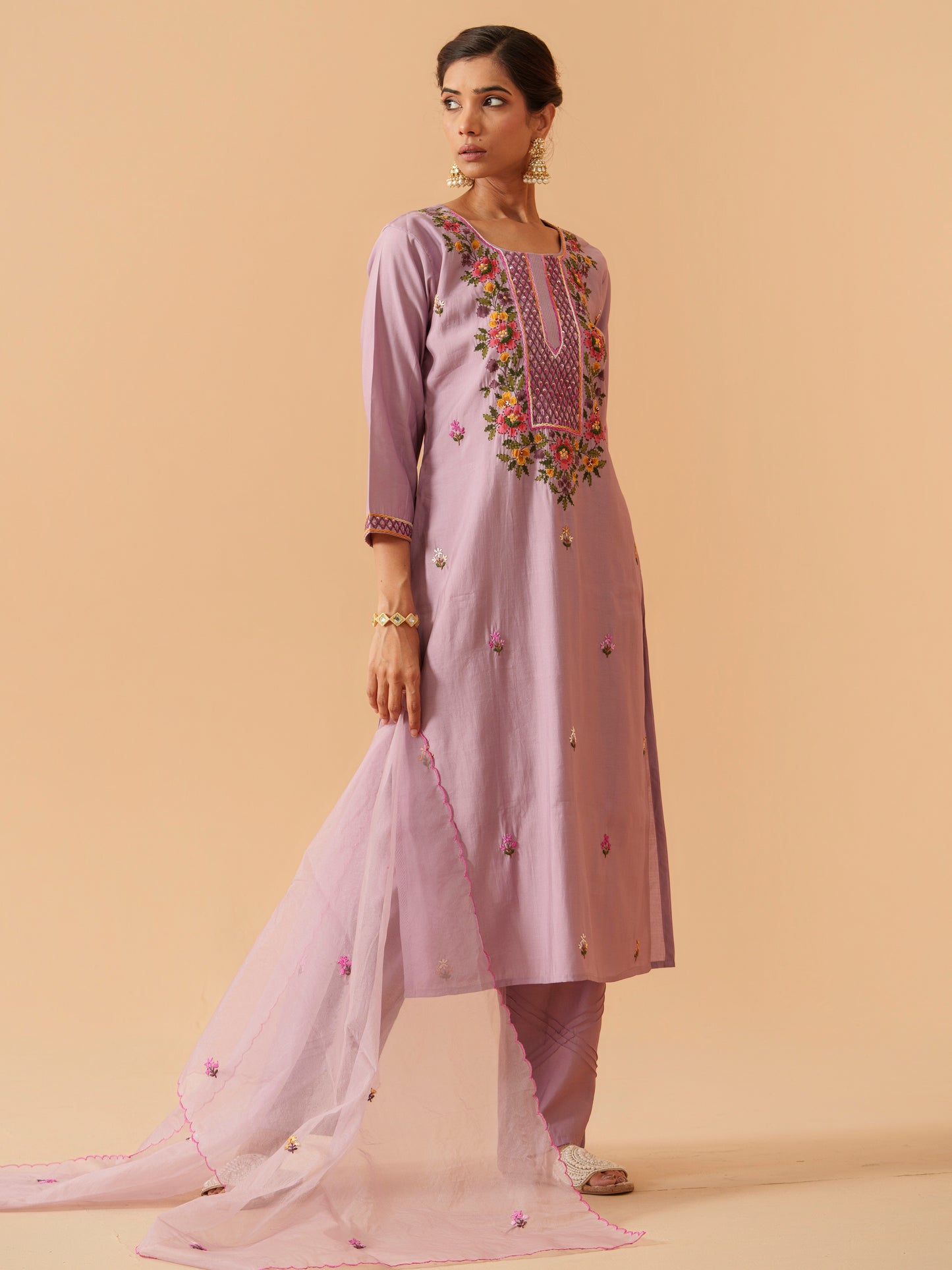 Embroidered Straight Kurta Trousers With Dupatta