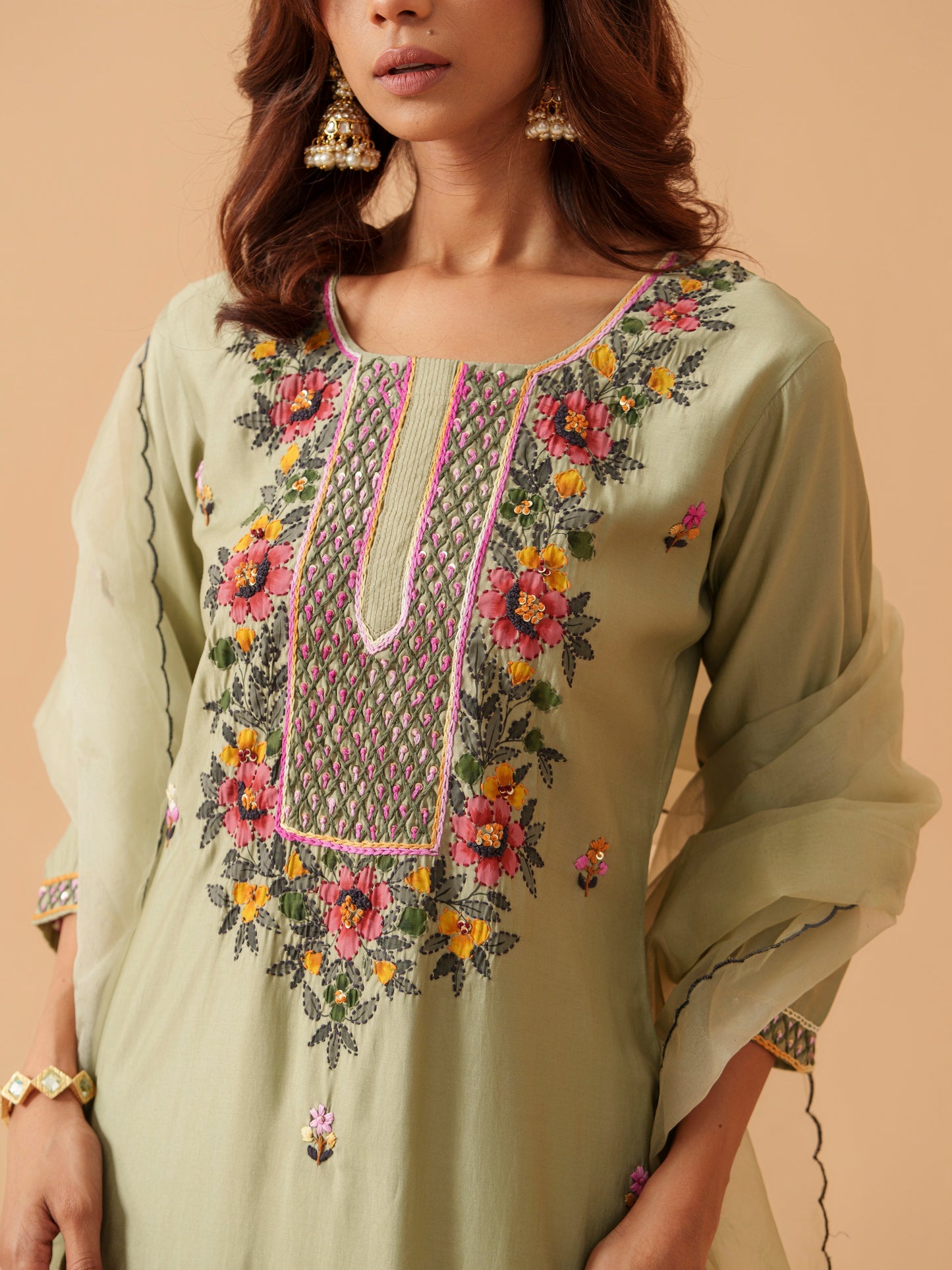 Women Floral Embroidered Kurta with Trousers & Dupatta