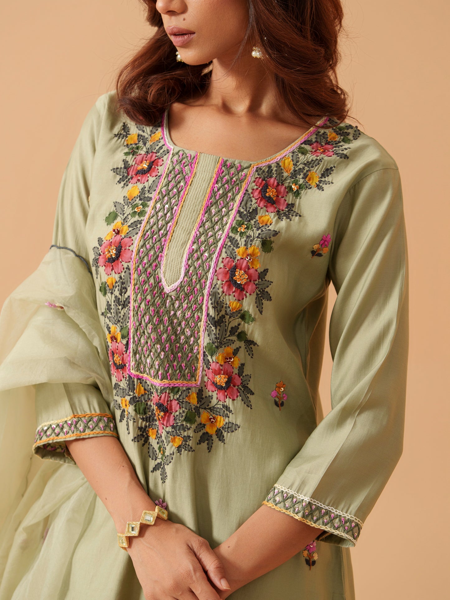 Women Floral Embroidered Kurta with Trousers & Dupatta
