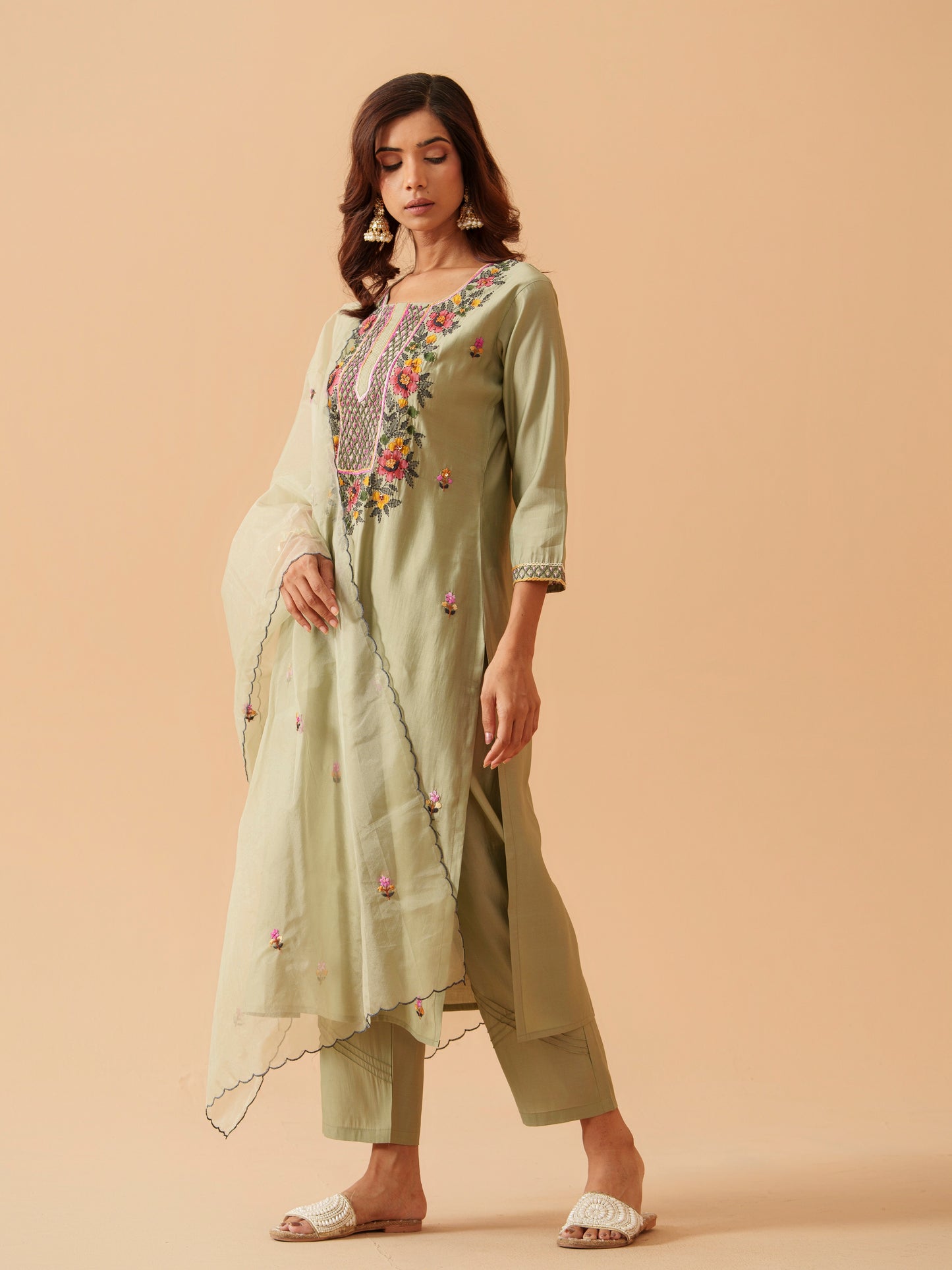 Women Floral Embroidered Kurta with Trousers & Dupatta