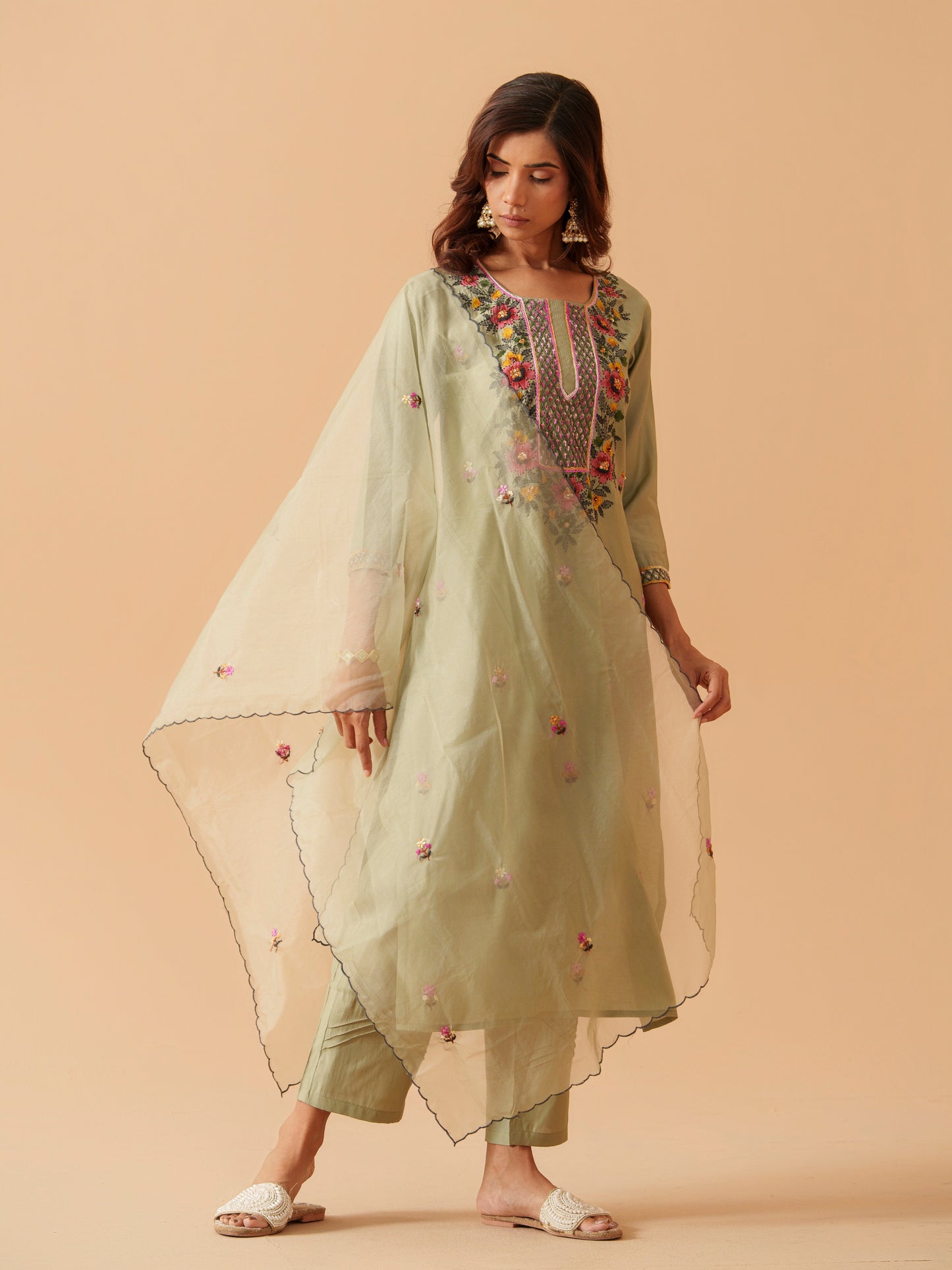 Women Floral Embroidered Kurta with Trousers & Dupatta