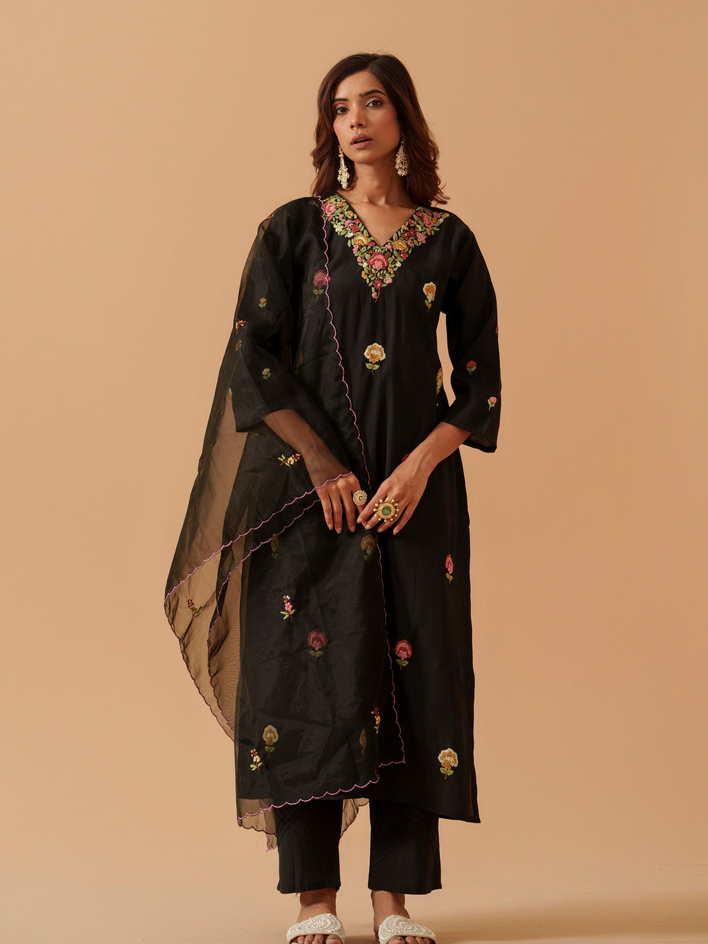 Floral Embroidered V-Neck Straight Kurta With Trousers & Dupatta