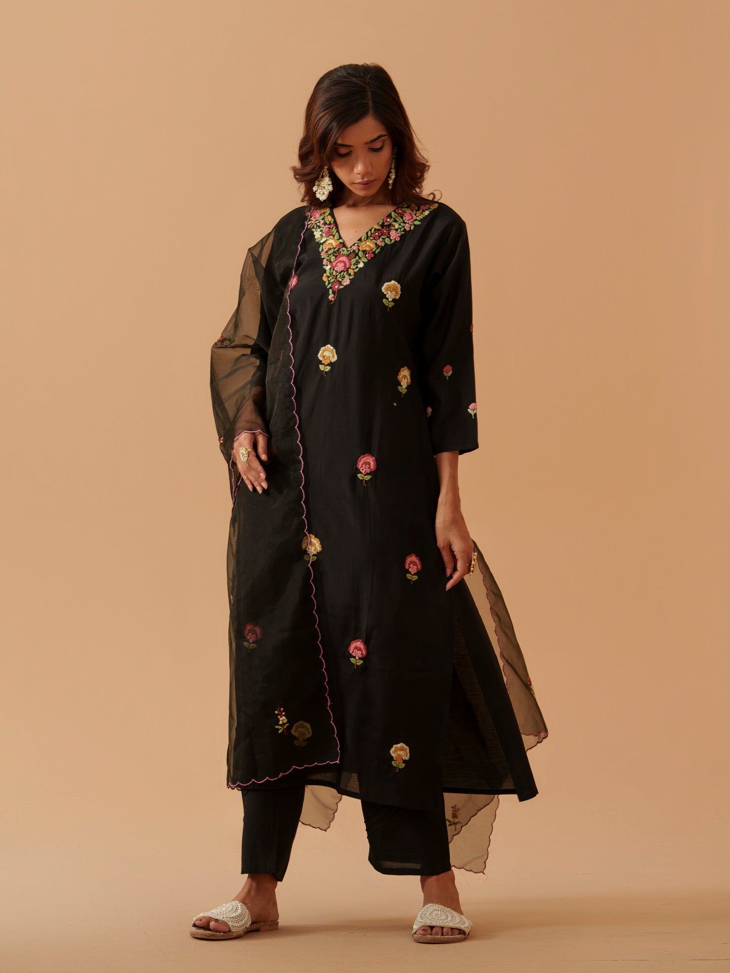 Floral Embroidered V-Neck Straight Kurta With Trousers & Dupatta