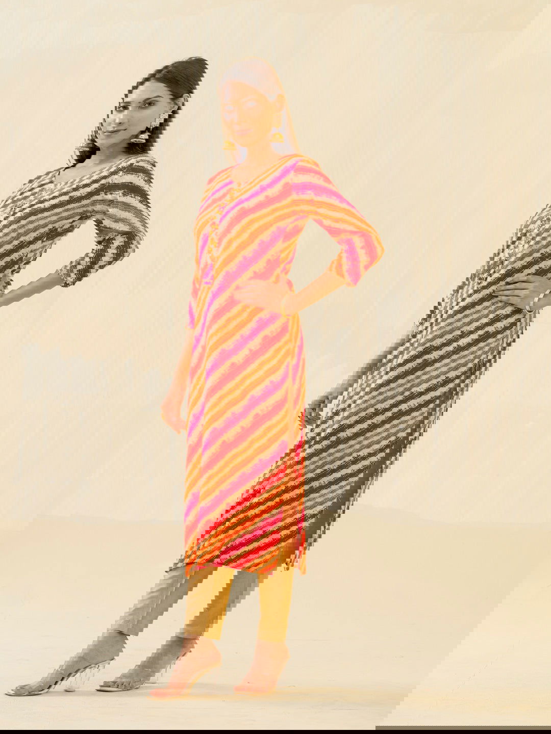 Leheriya Printed Round Neck Gotta Patti Straight Kurta - Buy Best Ethnic Wear for Women & Girls | Daily Woman -