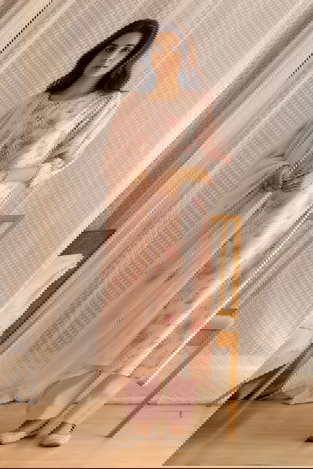 Linen Peach & Pink Floral Printed Flared Kurta With Trouser & Dupatta - Buy Best Ethnic Wear for Women & Girls | Daily Woman -